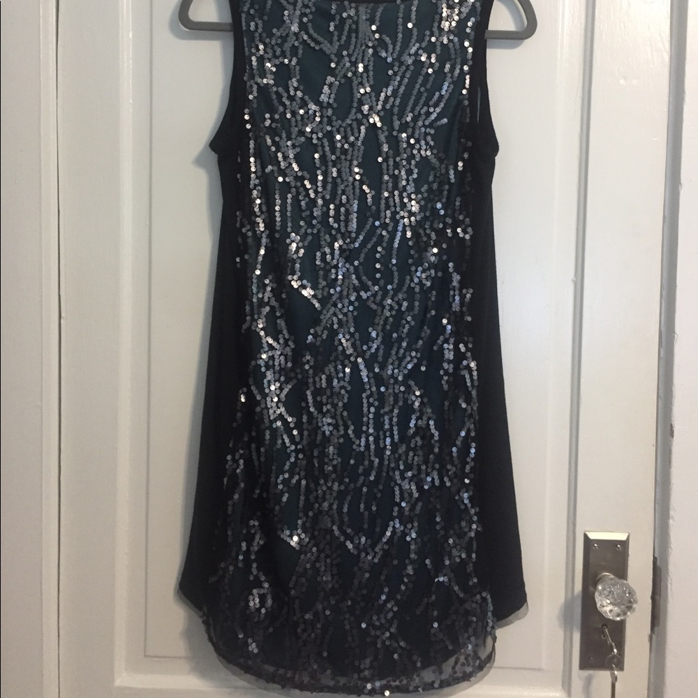 2 For $30vera Wang Sequence Top - image 2